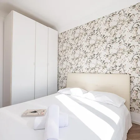 Saint Charles - Happy Apartment